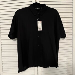 Uniqlo Rayon Short Sleeve Button Down Blouse